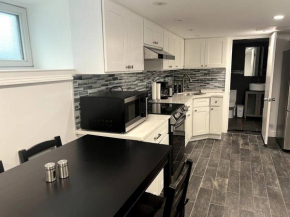 Modern & cozy basement apartment near JFK airport